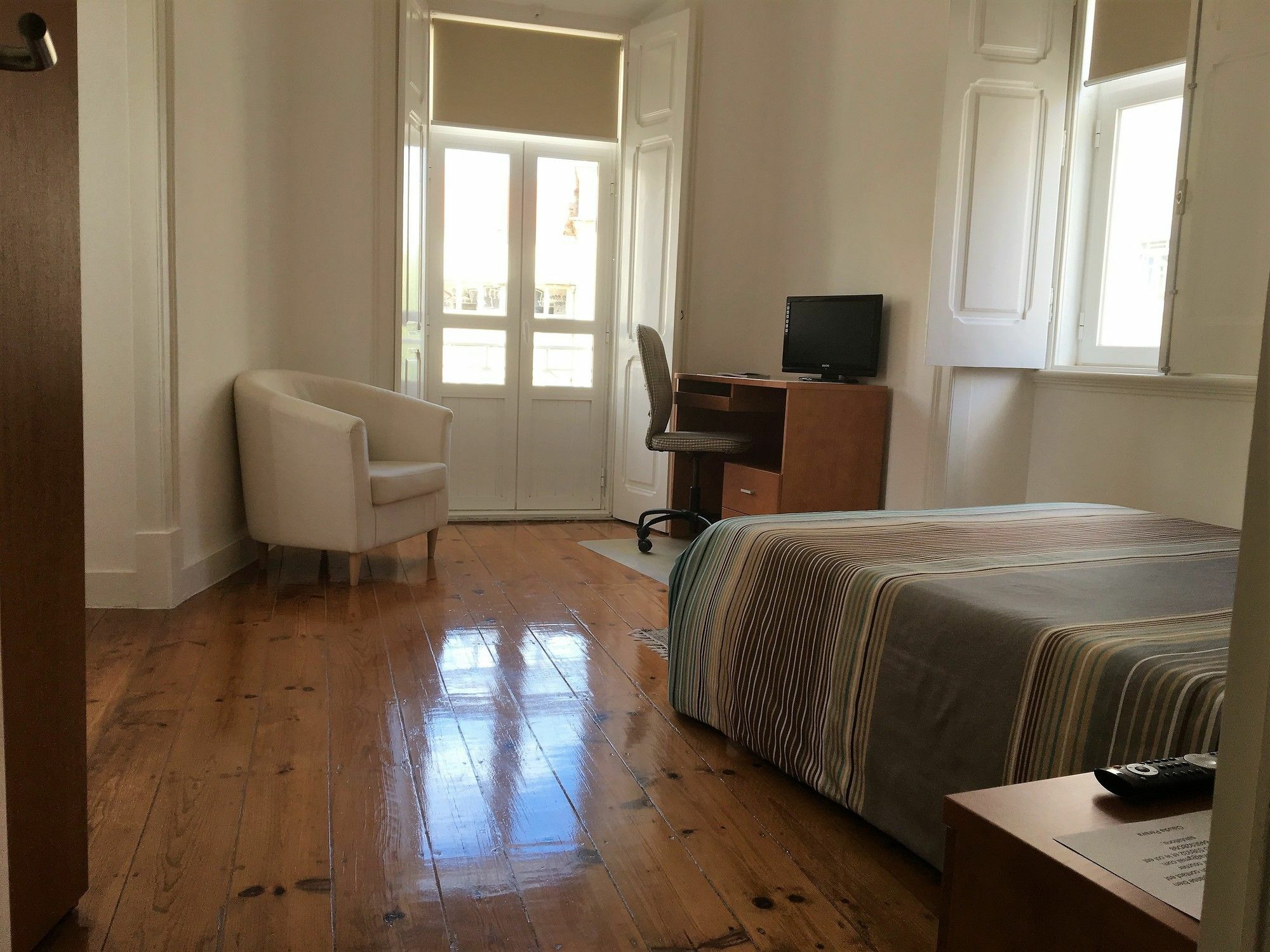 Rooms Fado Lisbon Bagian luar foto